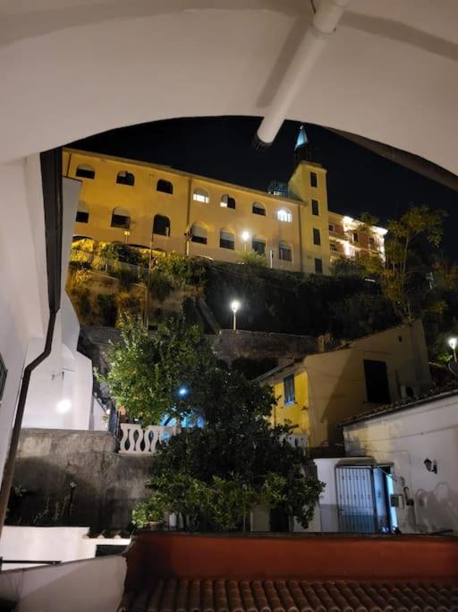 Hippocratica Salerno Exterior foto